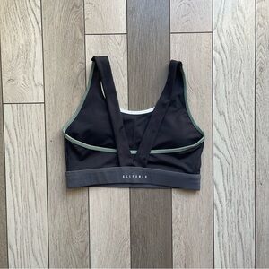 Allfenix Women's Black Sports Bra